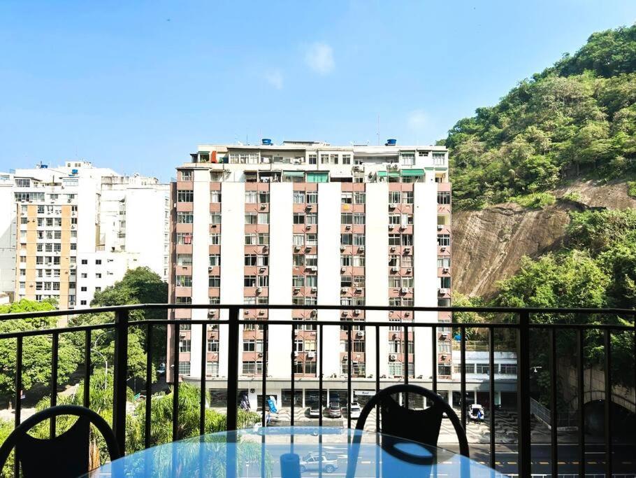 Apartment Com Estrutura De Em Copacabana Rio de Janeiro